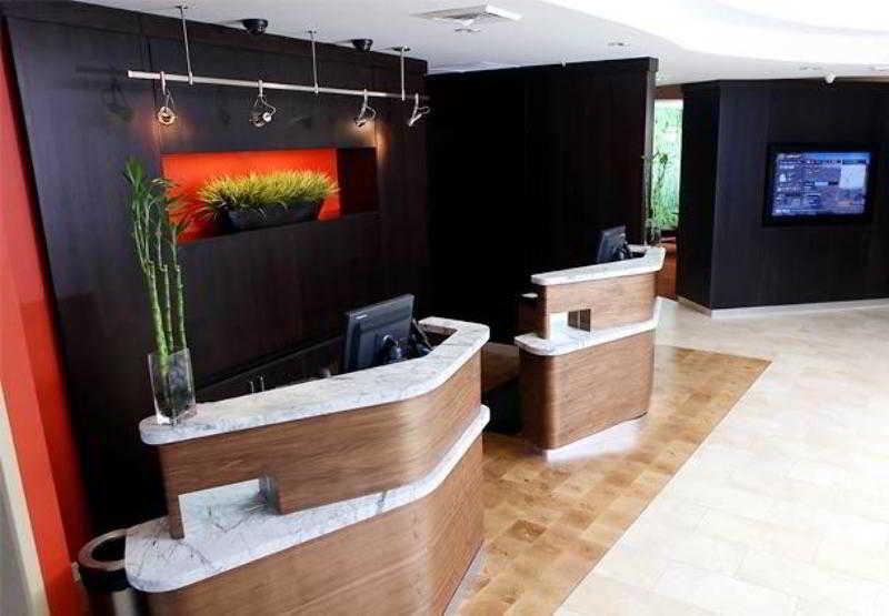Courtyard Flagstaff Hotel Екстериор снимка